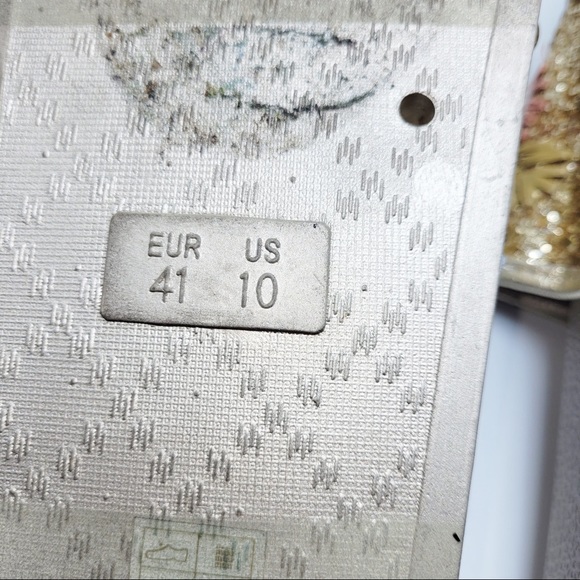 Botkier Flower Embellished Slides - Picture 8 of 8